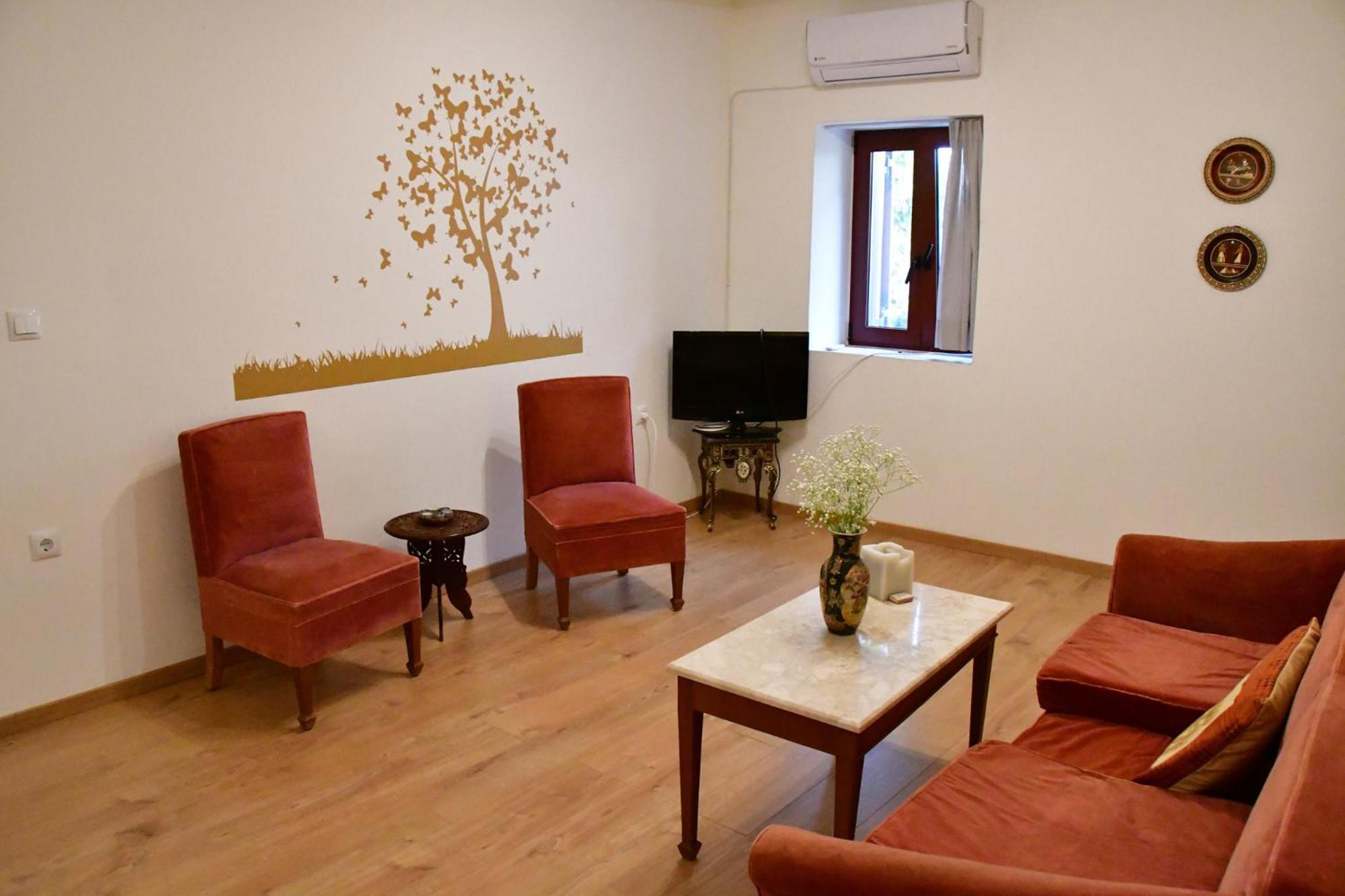Αρχοντικό Σπίτι Στην Αίγινα Apartment Екстериор снимка